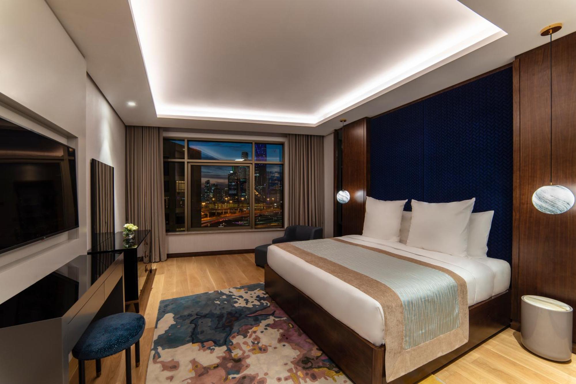 Movenpick Hotel And Residences Riyad Extérieur photo Deluxe Suite